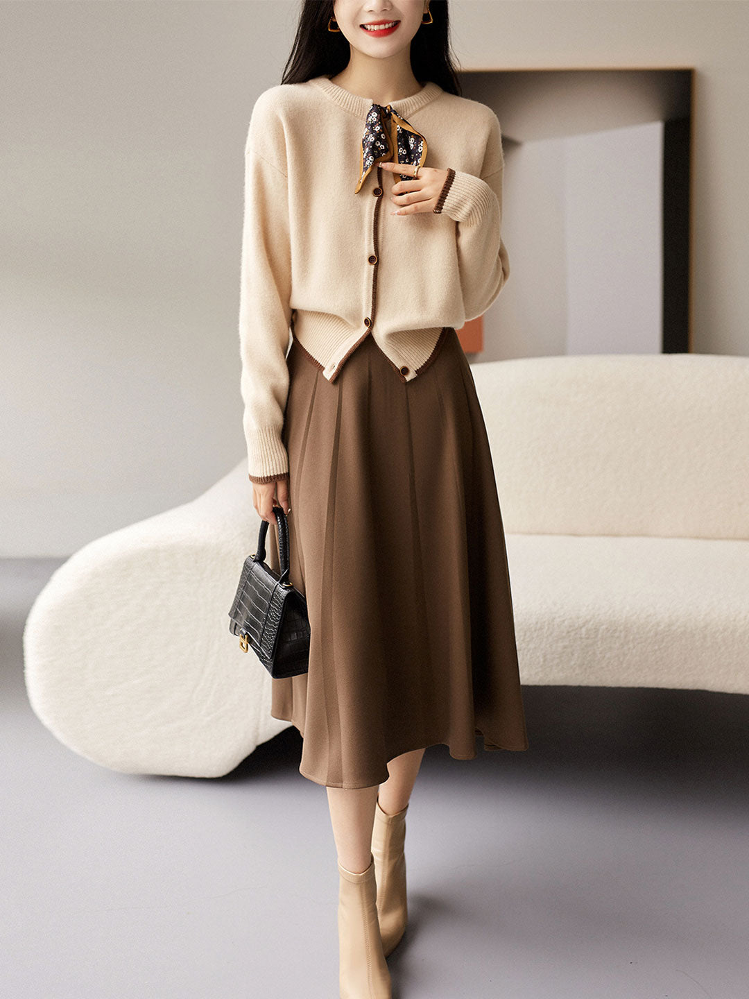 Aurora™ - Vintage Crew Neck knitted Cardigan