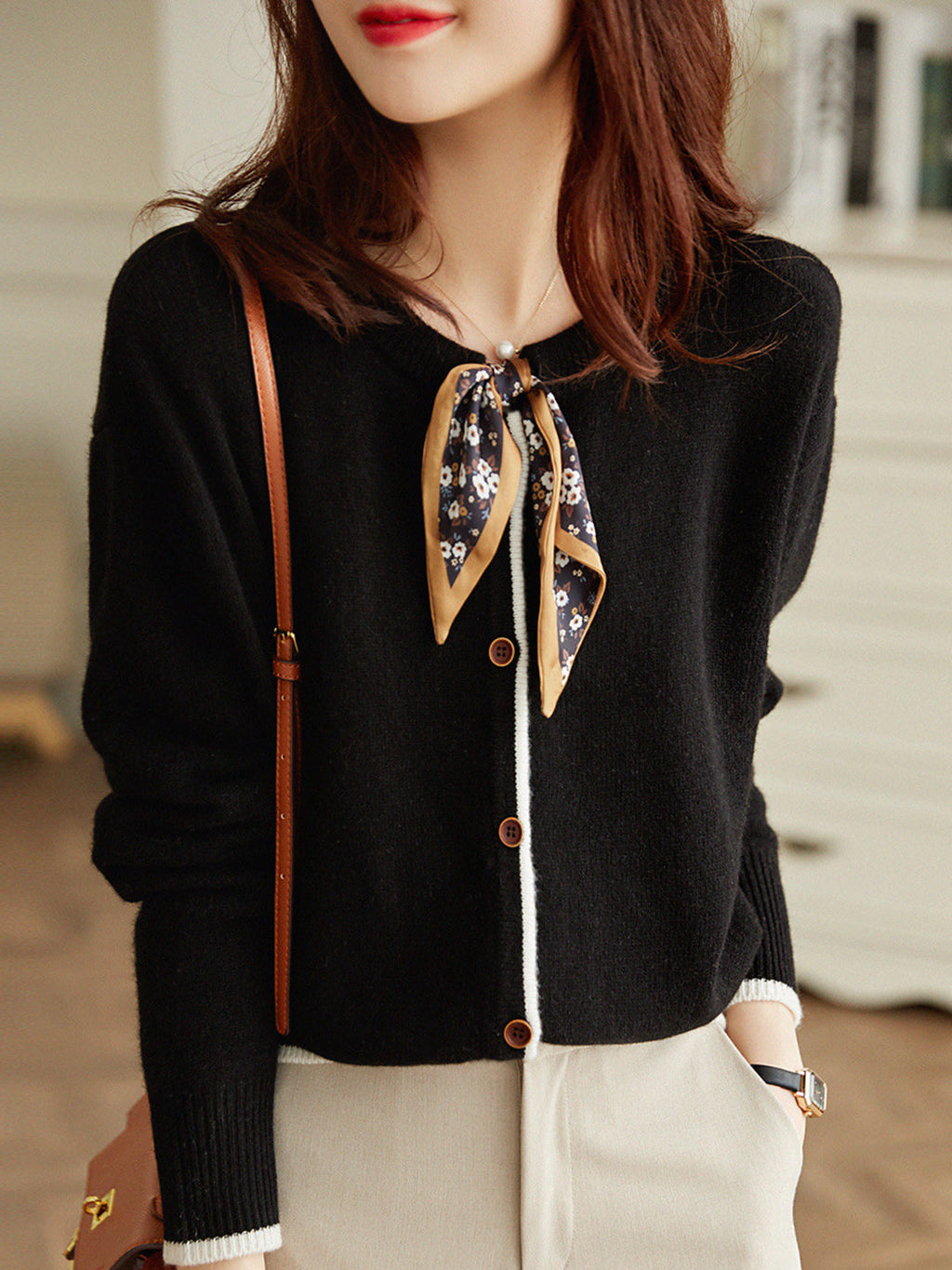 Aurora™ - Vintage Crew Neck knitted Cardigan