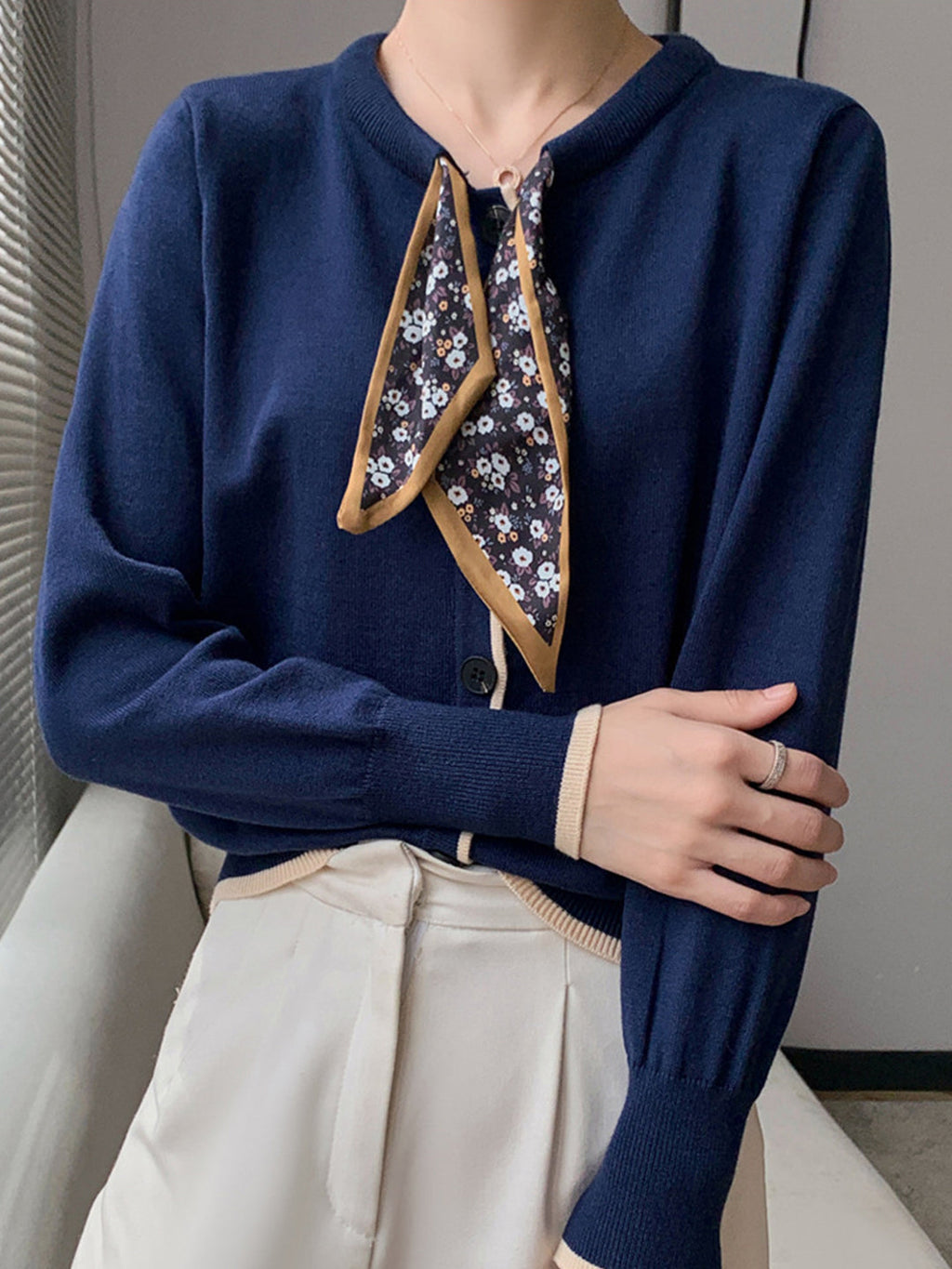 Aurora™ - Vintage Crew Neck knitted Cardigan